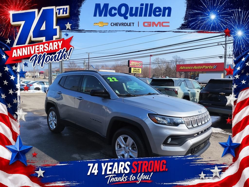 2022 Jeep Compass Latitude 4x4 in Silver — front three-quarter view